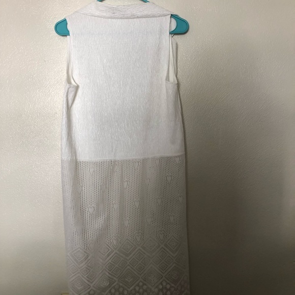 Outer wear - Picture 1 of 5